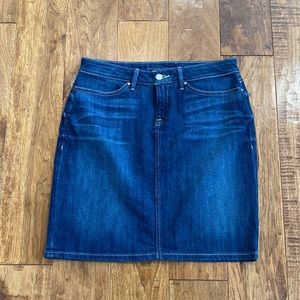 Banana Republic Jean Skirt size 4